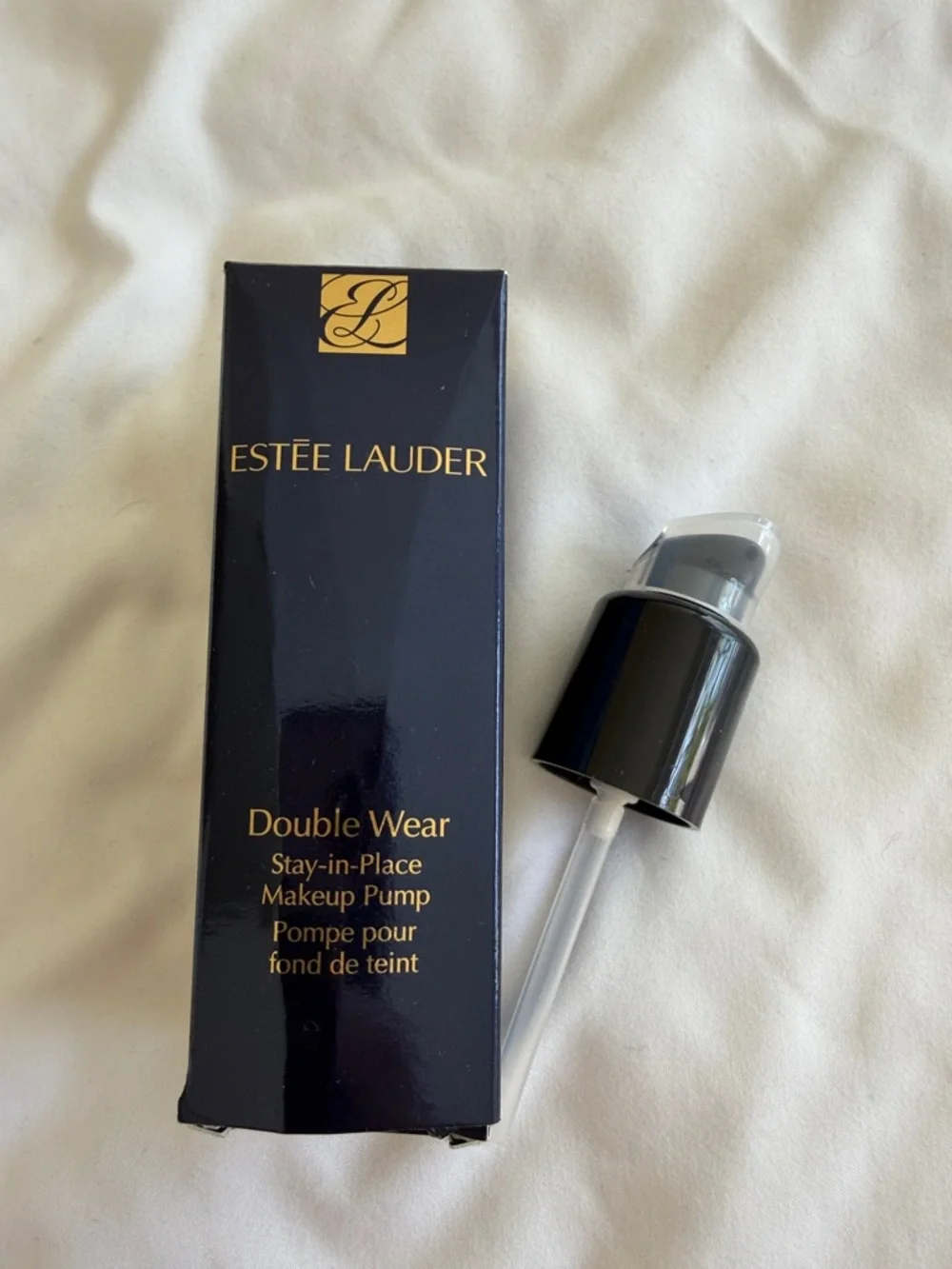 Estee Lauder Double Wear Makeup Pump - Black & Clear - Picture 1 of 1
